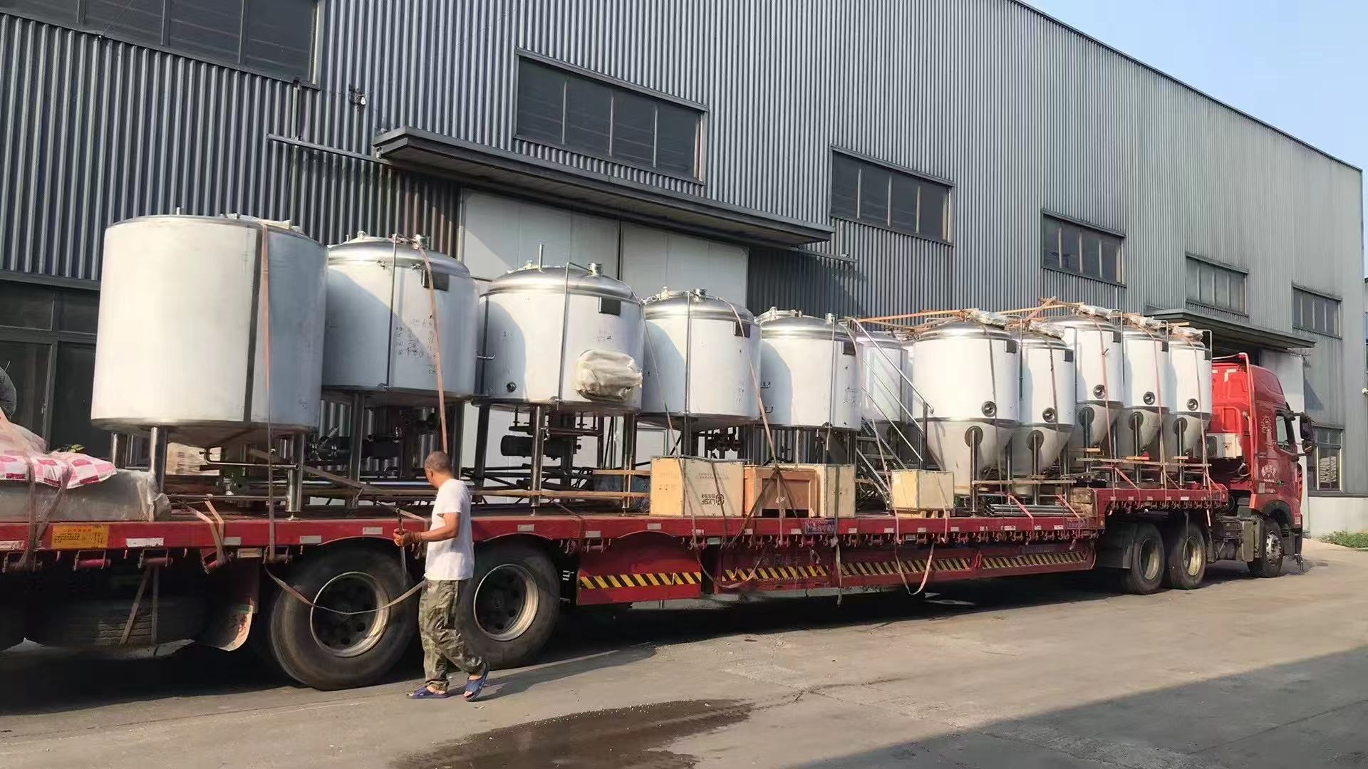 镇远精酿啤酒设备厂—精酿啤酒设备制造：传承工艺与创新科技的交融